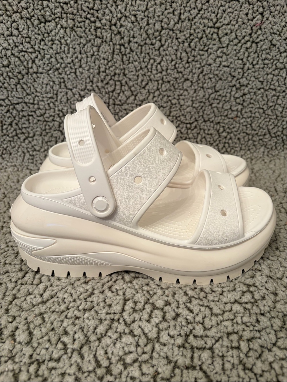 Crocs Women's Mega Crush Sandal White Chunky Platform Water Resistant W9 M7